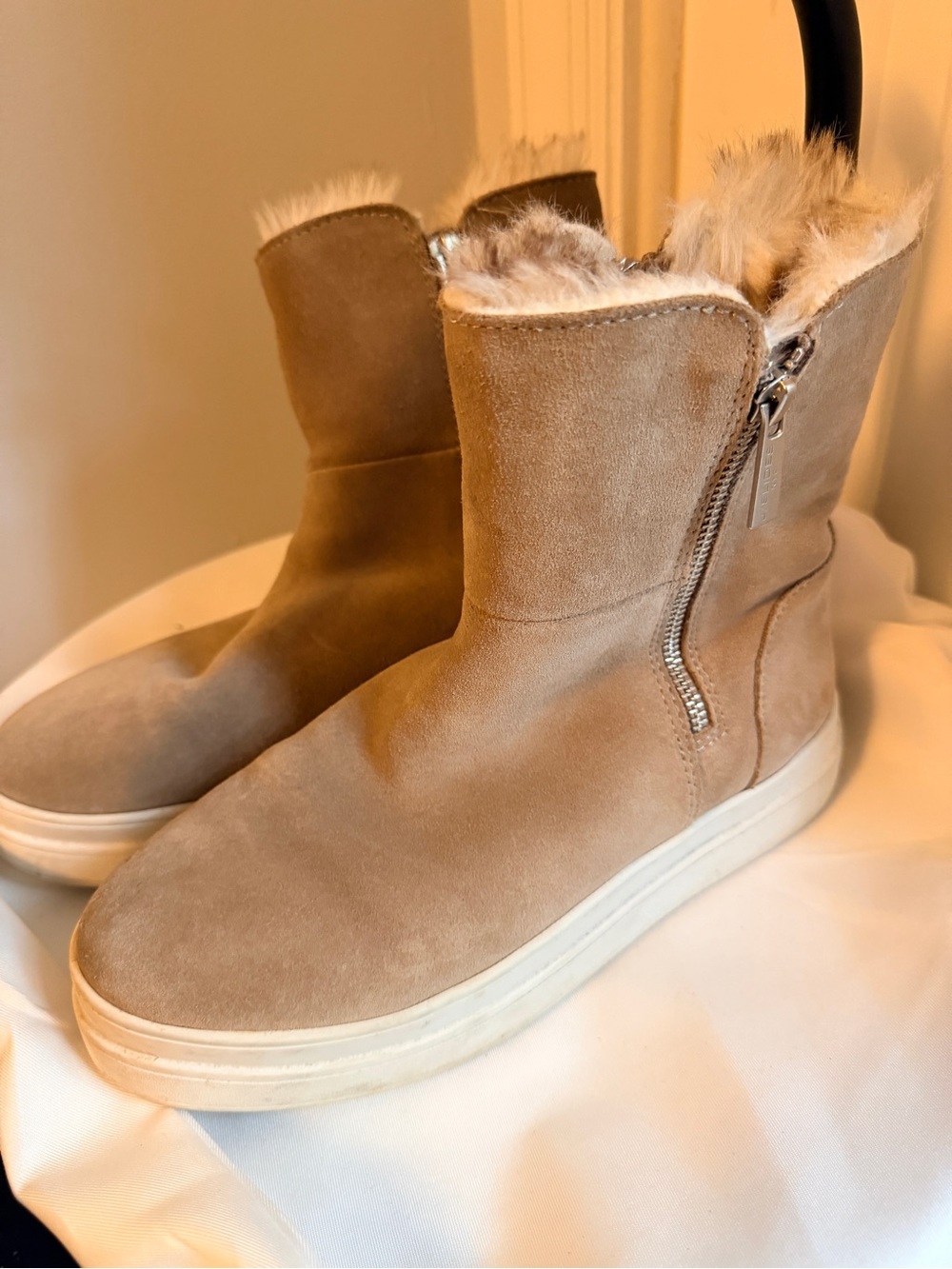 J Slides suede boots